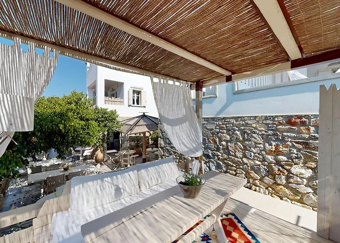 Speires 3* Irakleia (Naxos)