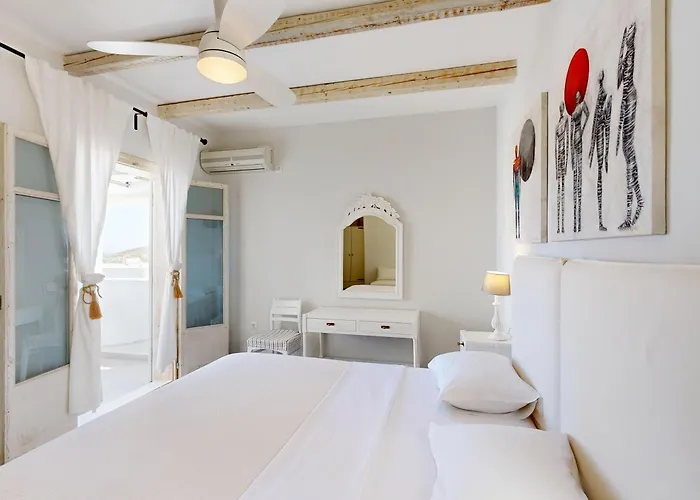 Speires 3* Irakleia (Naxos)